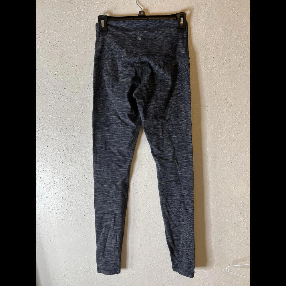 Lululemon Gray Texture Pattern Full Length Wunder… - image 4